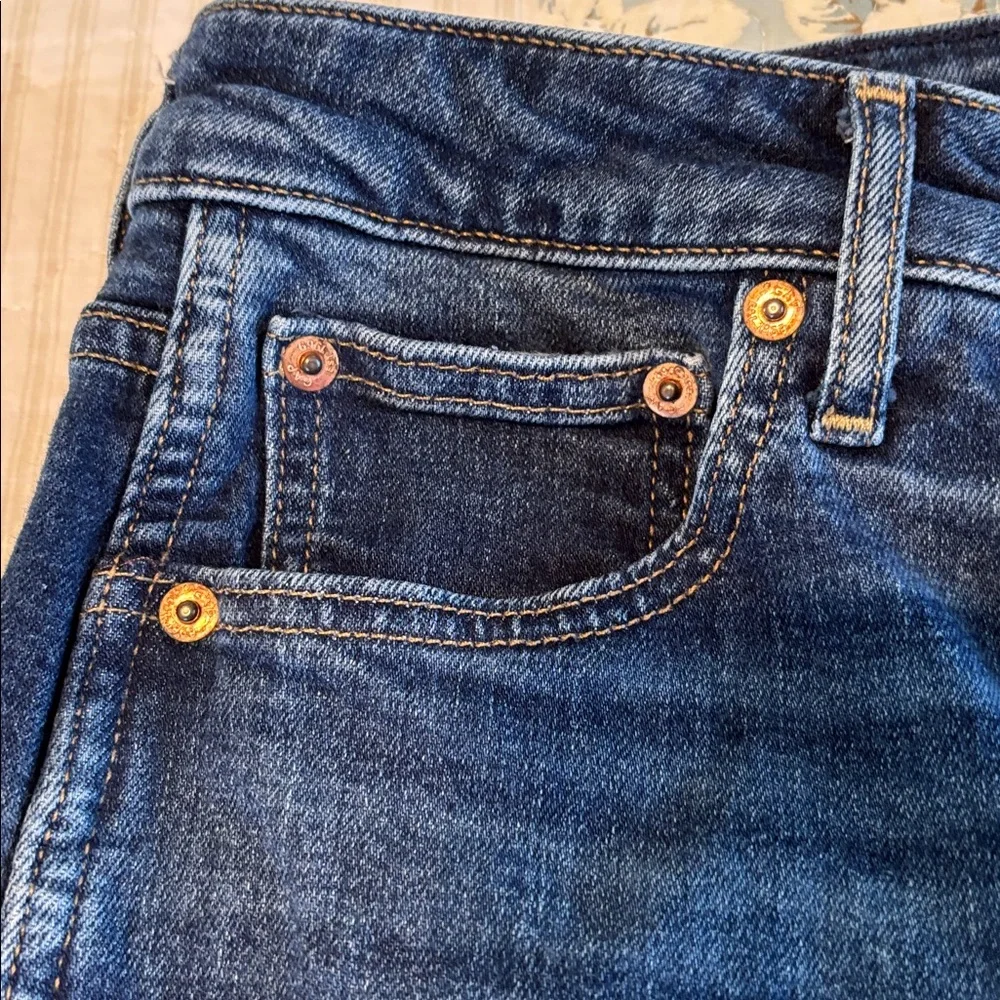 GAP VINTAGE SLIM SKY HIGH DARK WASH JEANS in Size 28/6R - Picture 4 of 7